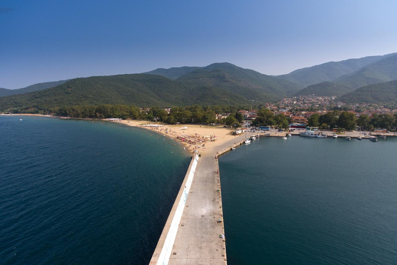 Alexander Inn Stavros  Buitenkant foto